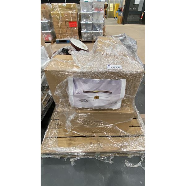 PALLET OF LED PIANO LAMPS