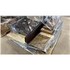 Image 6 : PALLET OF ASSORTED SHELVES & PANELS