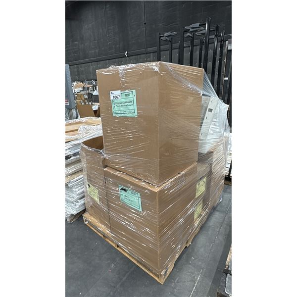 PALLET OF ASSORTED LIGHTING