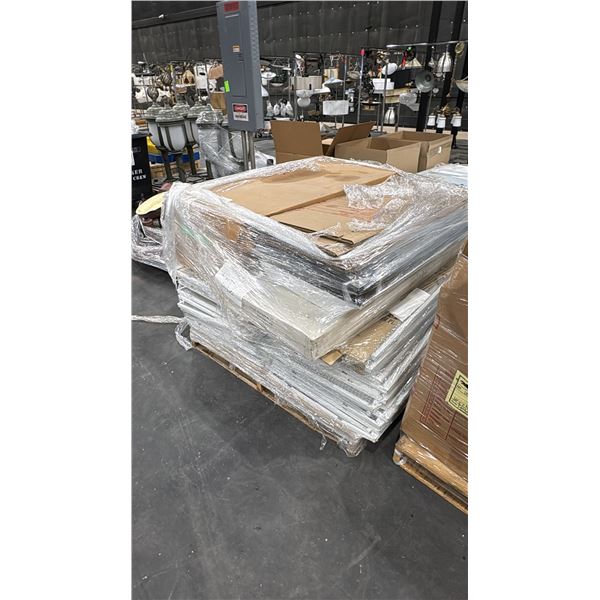 PALLET OF ASSORTED FLOURESCENT LIGHT COVERS