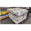 Image 1 : PALLET OF LIGHT PANELS