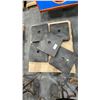 Image 4 : 9 METAL TABLE BASES & 5 BLACK PLASTIC UMBRELLA BASES