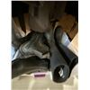 Image 5 : APPROX 10 BINS OF ASSORTED WOMENS DRESS BOOTS