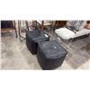 Image 2 : 2 BLACK PUFF SEATS & MOBILE OTTOMAN