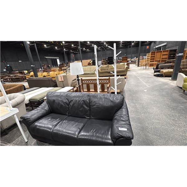 BLACK LEATHER COUCH