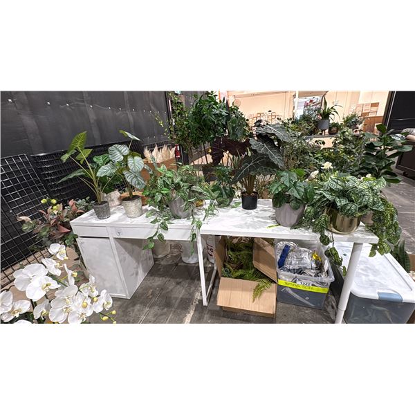 SMALL WHITE IKEA DESK WITH ASSORTED ARTIFICIAL PLANTS/FLOWERS *CONTENTS UNDER DESK NOT INCLUDED*