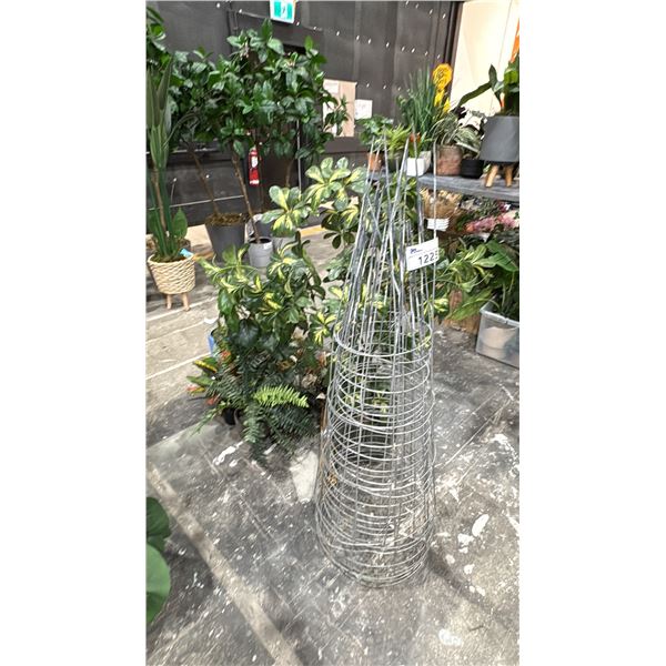 GROUP OF ARTIFICIAL PLANTS, PLANT CAGES & PLANT STAKES