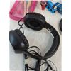 Image 6 : Assorted Toys, Mindtrap Card Game, Soundblaster Headphones