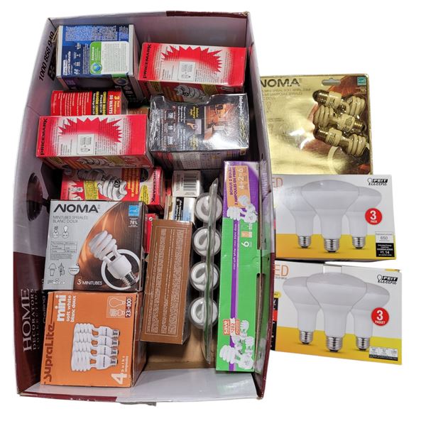 Lot of Assorted Lightbulbs