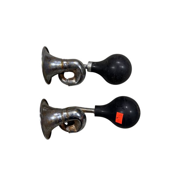 2 Vintage Horns