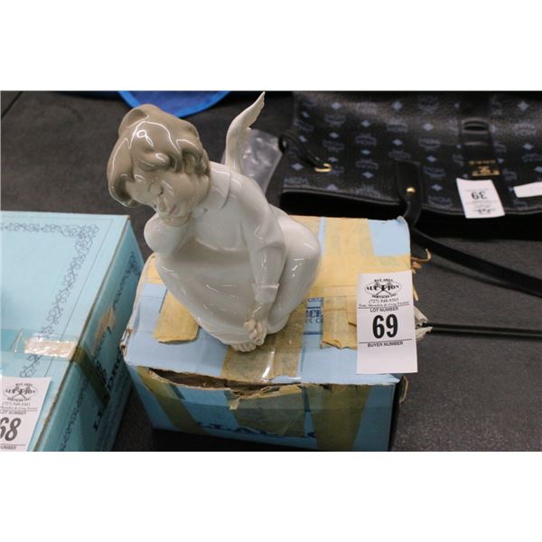 Lladro Child Angel w/Box