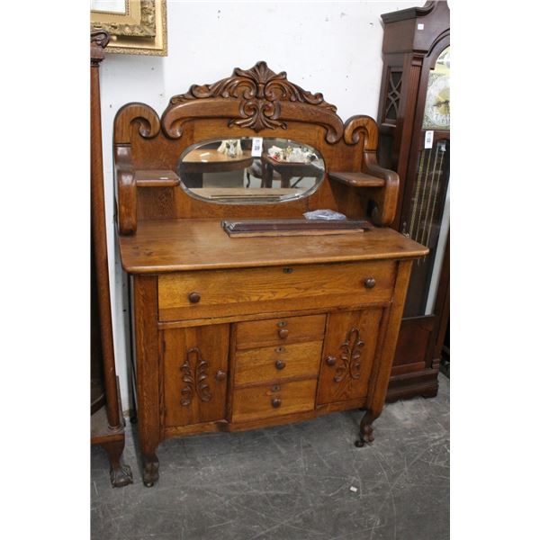 Tiger Carved Claw Foot Rolling Dresser w/Mirror/Upper