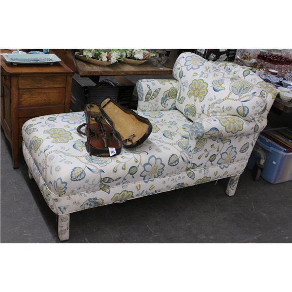 Floral Motif Padded Chaise