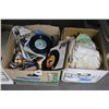 Image 3 : 45 Records, Linens, Home Goods, Décor - 3 Boxes