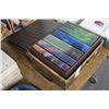 Image 2 : Harry Potter Collector Book Set in Souvenir Travel Trunk