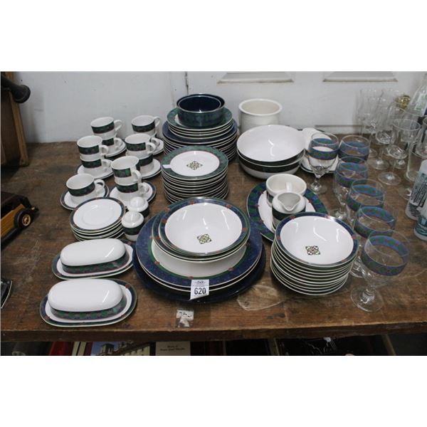 Amalfi Teal Trim China - Large Set