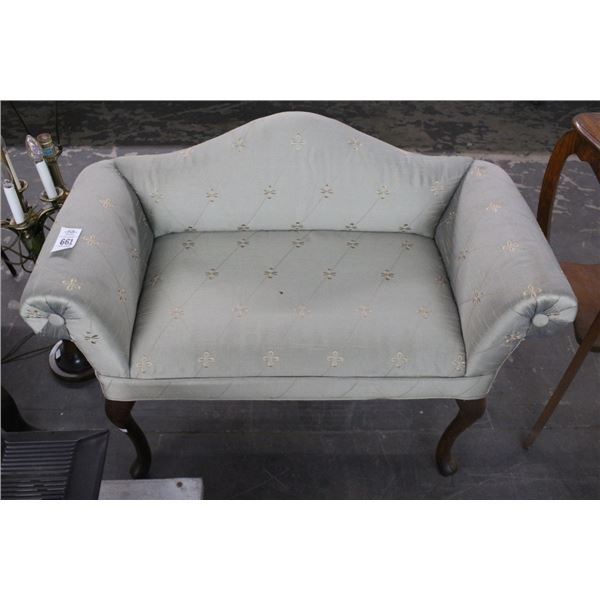 Mahogany Queen Anne Footed Small Green Cloth Bench