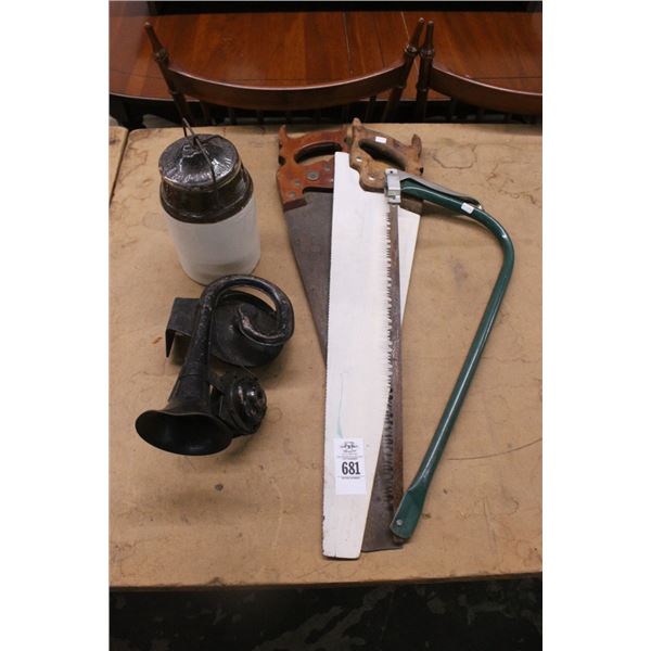 Vintage Horn, Croc, Saws
