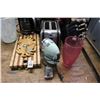 Image 3 : Ninja Brewer, Toaster, Cutboards, Blender, Knife Block, Tools