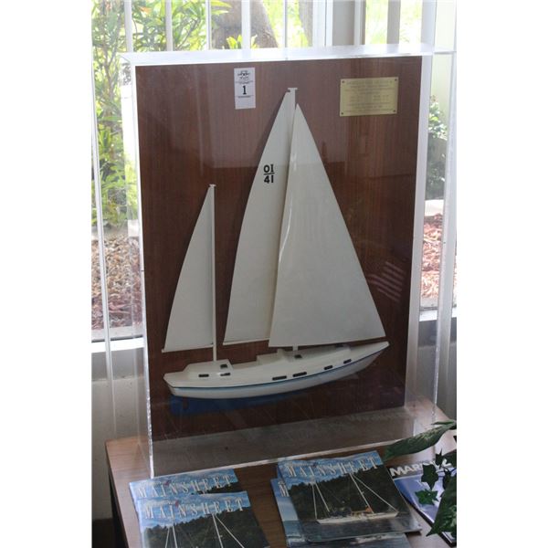 Morgan Out Island 41 Boat Model In Plexi Showcase