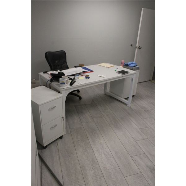 White Desk w/2 Bookcases, 2 Chairs, Fan In Office