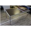 Image 1 : Blue/Gray Electrified Work Station