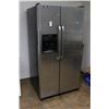 Image 1 : Frigidaire SS Side By Side Ref/Freezer w/Ice Maker