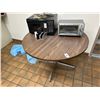 Image 1 : Round Pedestal Dining Tables w/4 Chairs