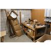 Image 1 : Towels, Tissues, Rags, Hardware, Workbench in Room