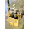 Image 1 : Springfield 3 Stage Table Pedestal