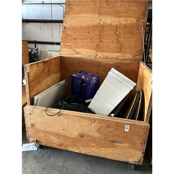 Large Rolling Box w/Round Tables, Tradeshow Accessories