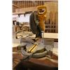 Image 2 : Dewalt Miter Saw w/Table