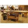 Image 3 : Dewalt Miter Saw w/Table