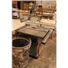Image 3 : Delta Unisaw w/Table