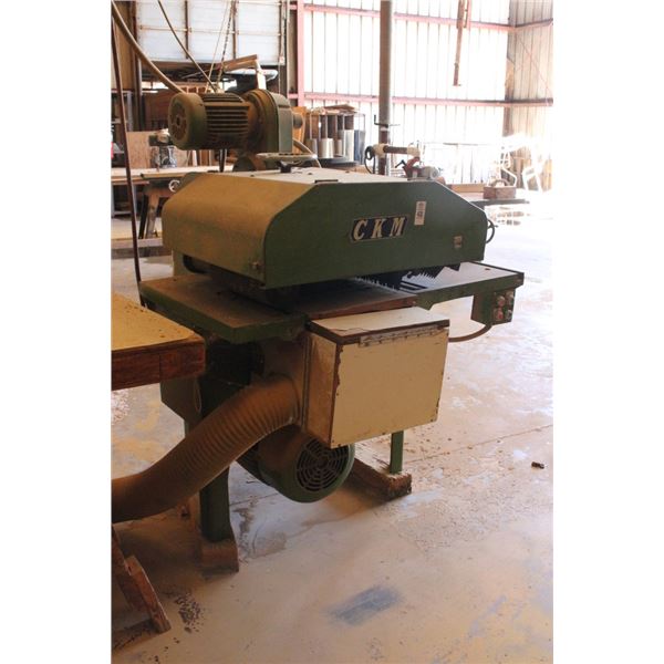 CKM  Specialty Saw