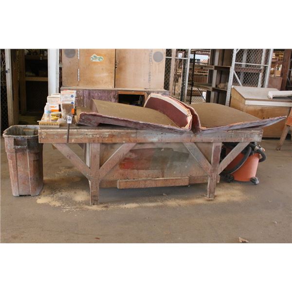 Vise w/Work Bench, Sand Paper