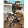 Image 1 : Dewalt Miter Saw w/Bench
