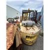 Image 5 : Hyster LP Dually Air Tire Forklift Approx 8K LP Cap Needs Service