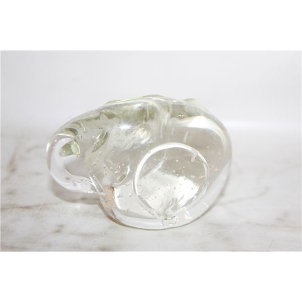 CLEAR GLASS ELEPHANT PAPERWEIGHT