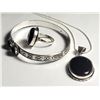 Image 2 : 13)  SUITE OF BLACK ONYX AND 925