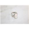 Image 1 : 14)  HIGHLY POLISHED WIDE BAND WITH