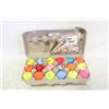 Image 1 : 18 COLOR GOLF BALLS + TEES