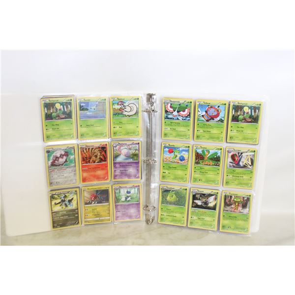 BINDER POKEMON COLLECTOR CARDS