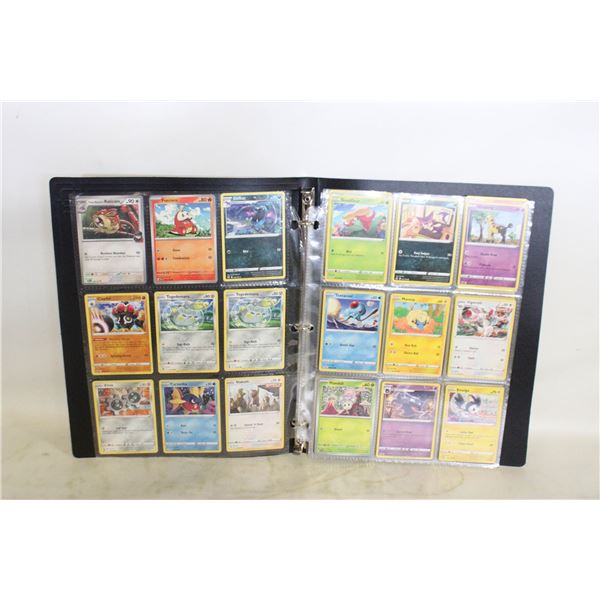 BINDER POKEMON COLLECTOR CARDS