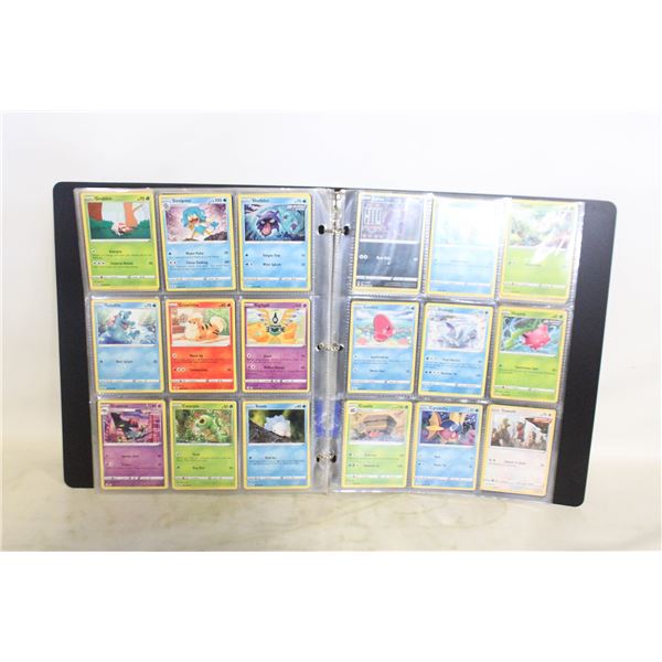 BINDER POKEMON COLLECTOR CARDS