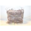 Image 1 : WOOL THROW