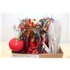 Image 1 : BOX OF BIRTHDAY DÉCOR, RED FLEXO LAMP
