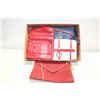 Image 1 : 4 RED & NAVY PURSES - RED LEATHER