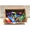 Image 1 : BOX DOG TOYS /COLLARS & MORE