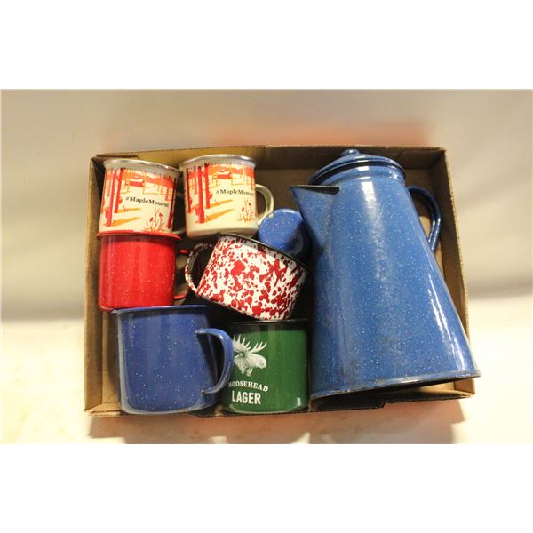 CAMPING COFFEE POT AND MUGS